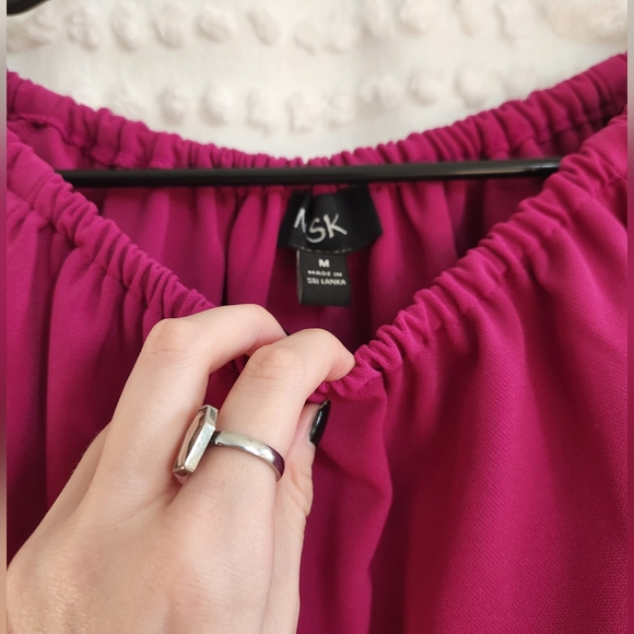 Magenta pink rutched and ruffled off the shoulder top from Macy's, size medium - Picture 3 of 3